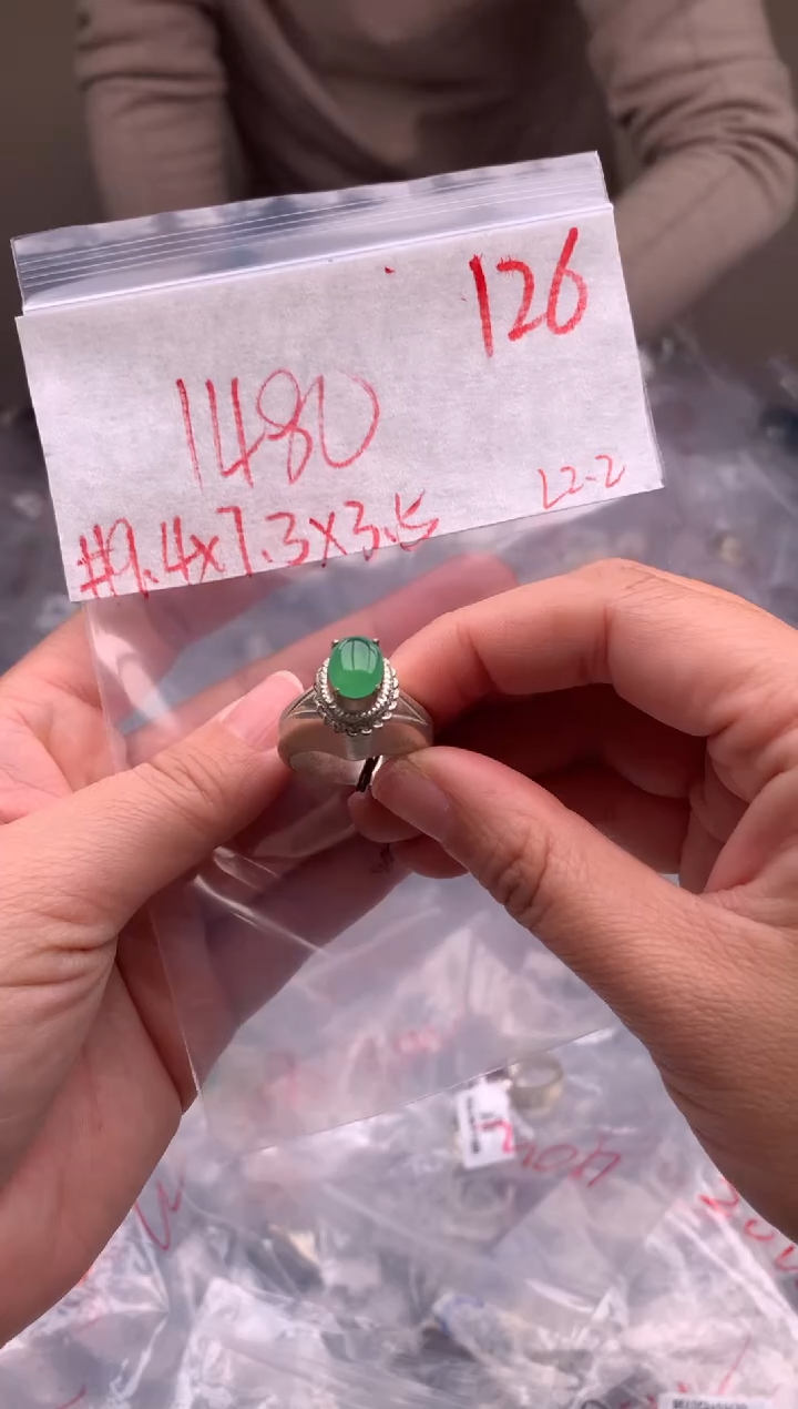 【闪购商品】定制翡翠未镶嵌毛货需精细抛光拍一发一