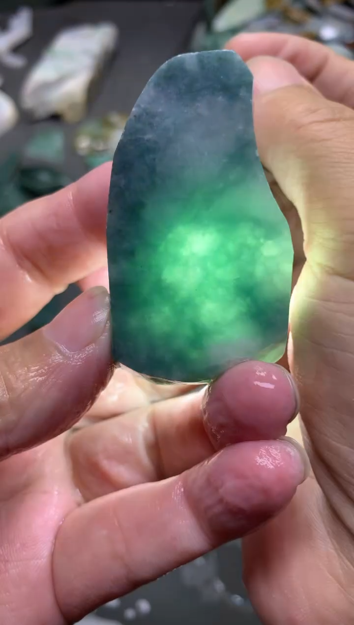 【闪购商品】翡翠颈饰未镶嵌天然缅甸翡翠A货