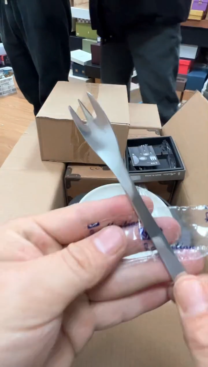 【闪购商品】瓷片e633好好好好好好