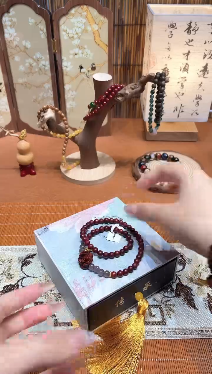 柒月撤柜闪购链接（多样性发其一）￥