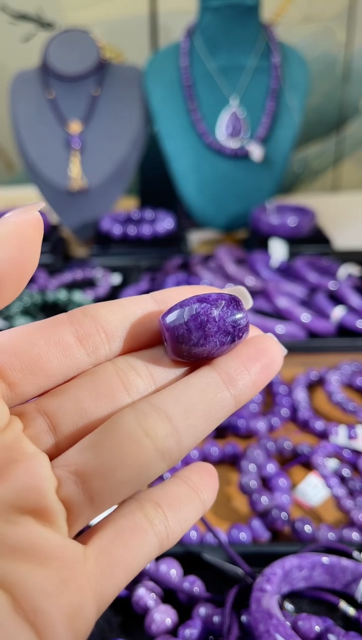 【闪购商品】查罗石（紫龙晶）桶珠未镶嵌.