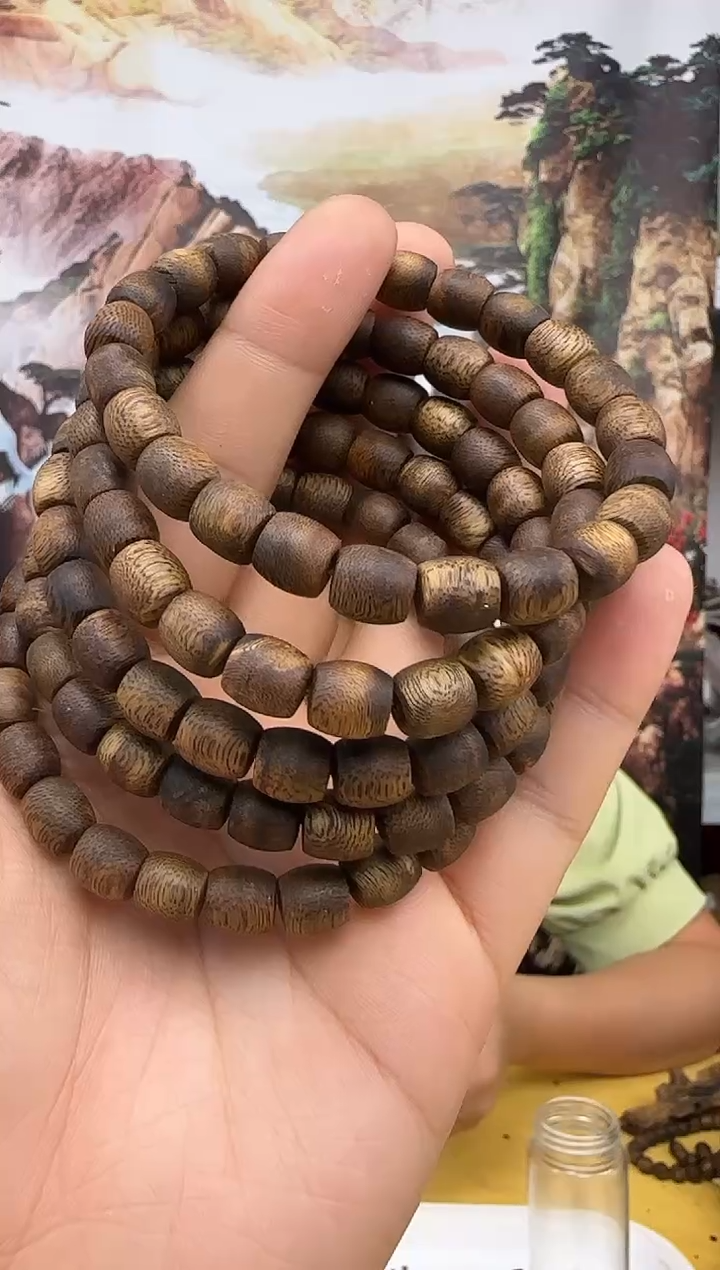 沉香沉香碎屑+G8奇楠白奇虫漏单鼓卡8宠粉多样性发一