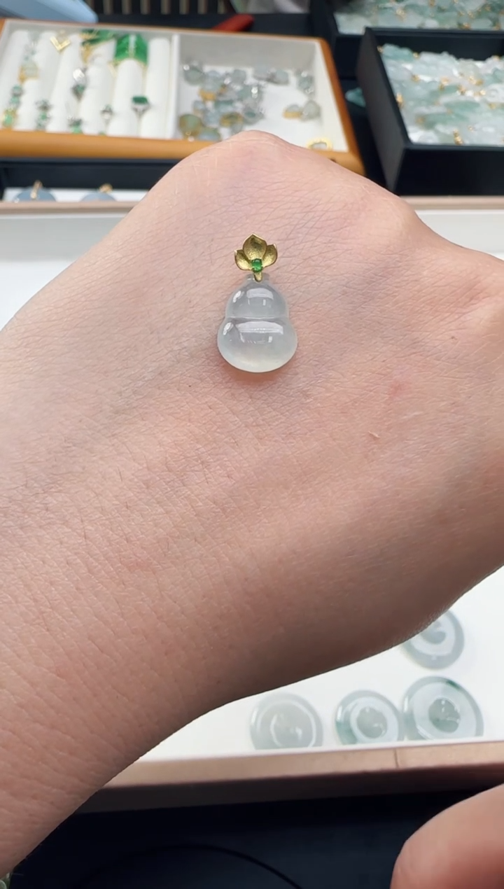 【闪购商品】翡翠颈饰18K金镶嵌TZG0118285