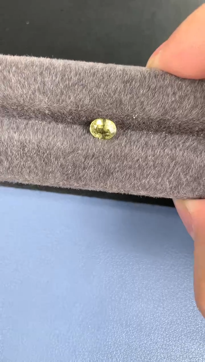 【闪购商品】金绿宝石裸石未镶嵌1.14克拉爆闪满火彩