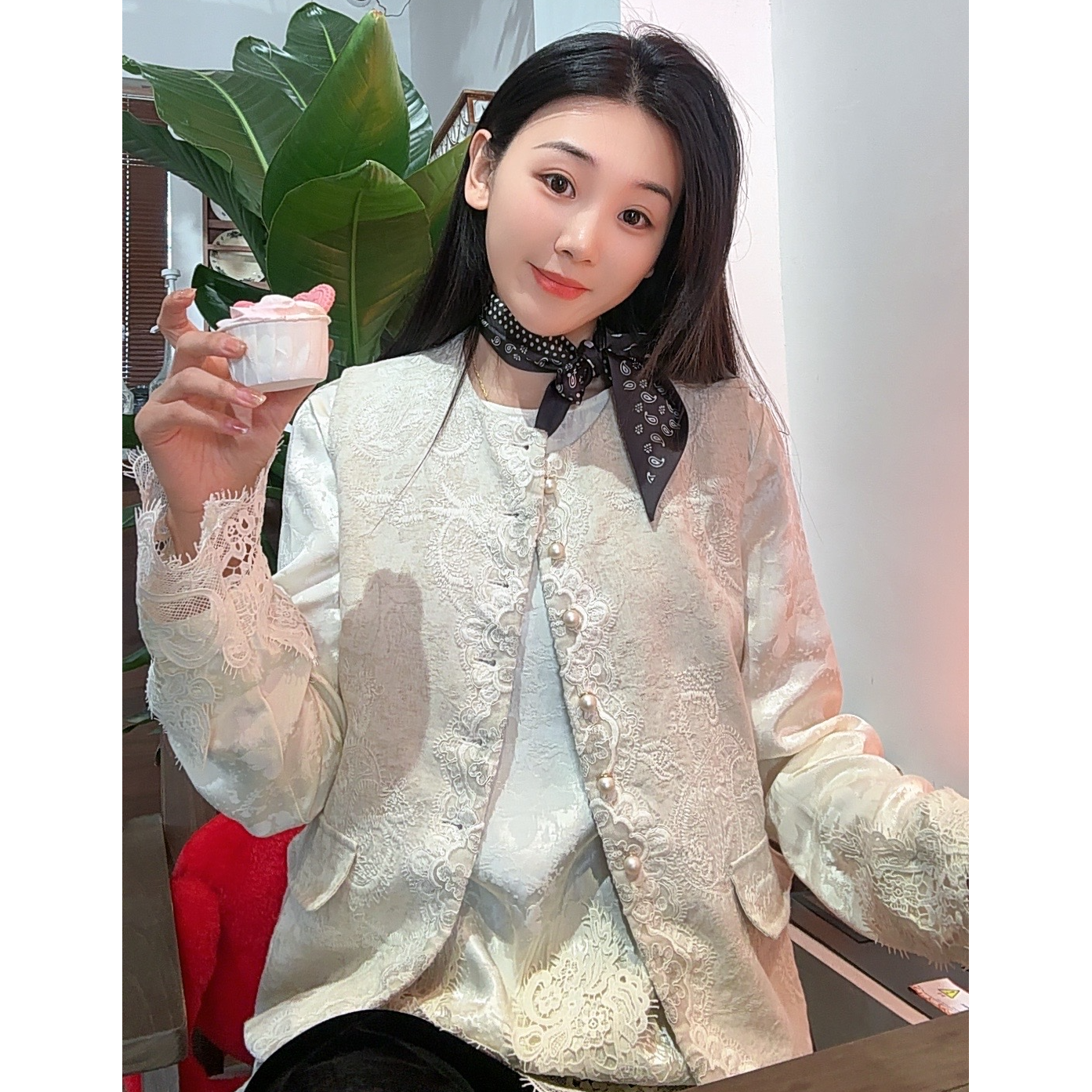 国风高级感刺绣马甲背心女2025春季新款宽松气质显瘦外套上衣