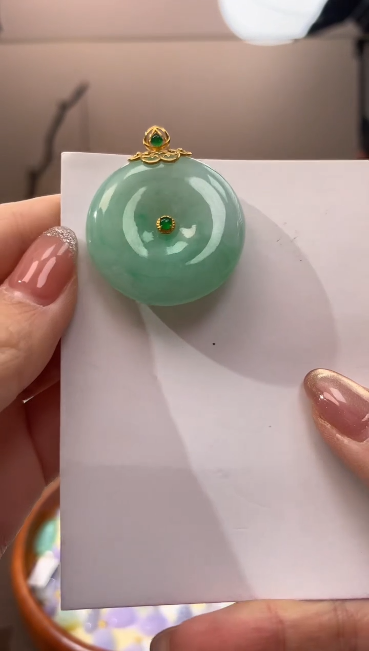 【闪购商品】翡翠颈饰18K金镶嵌天然缅甸a货翡翠