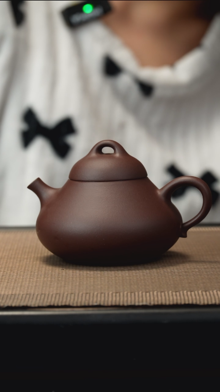 紫砂茶盏深井紫泥憨瓢170CC