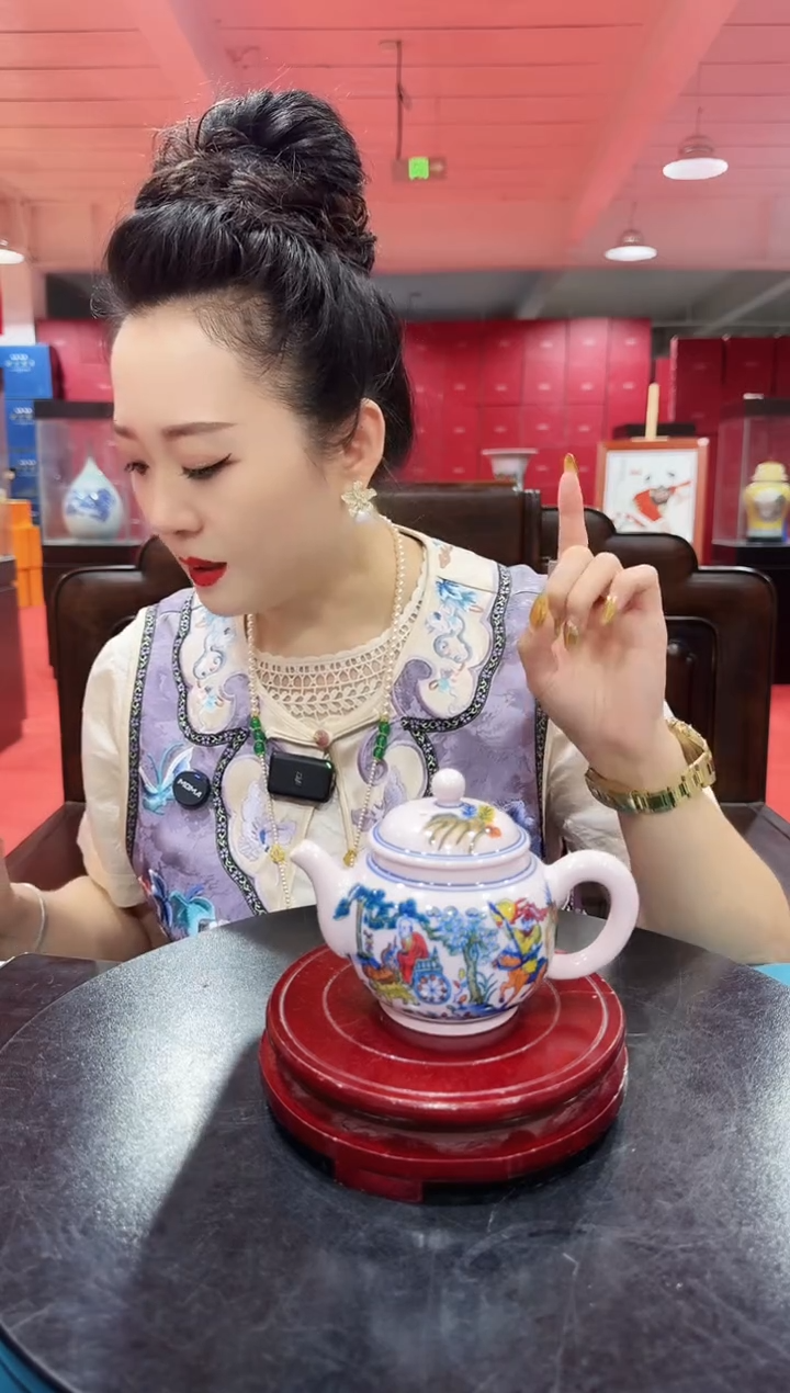陶瓷红稀土鬼谷子下山茶壶