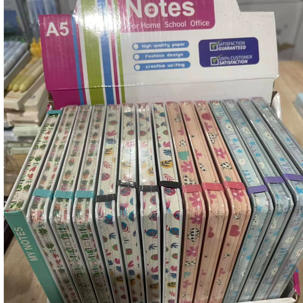 精装彩边绑带小日记本日常记录本A5本（随机发1本）