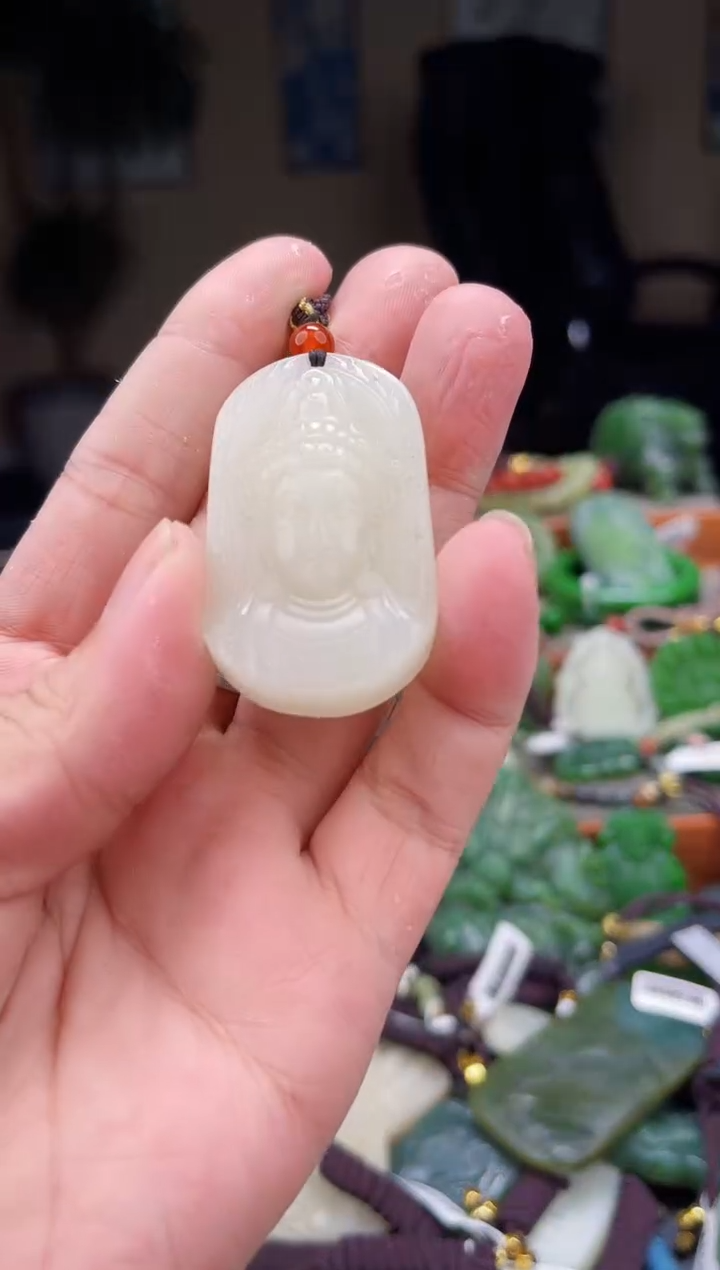 和田玉未镶嵌颈饰拍一发一