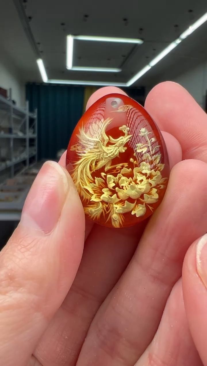 琥珀颈饰未镶嵌凤凰多样性拍一发一