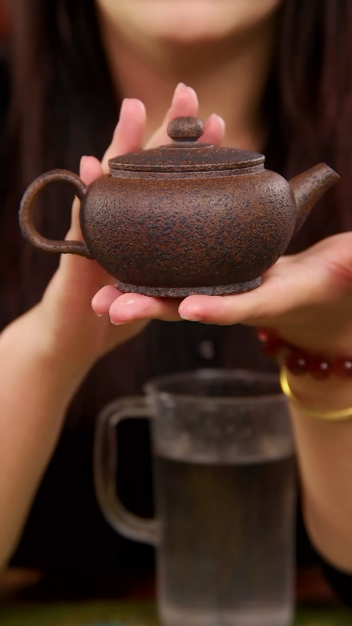 粗泥裸烧的泡茶壶210cc