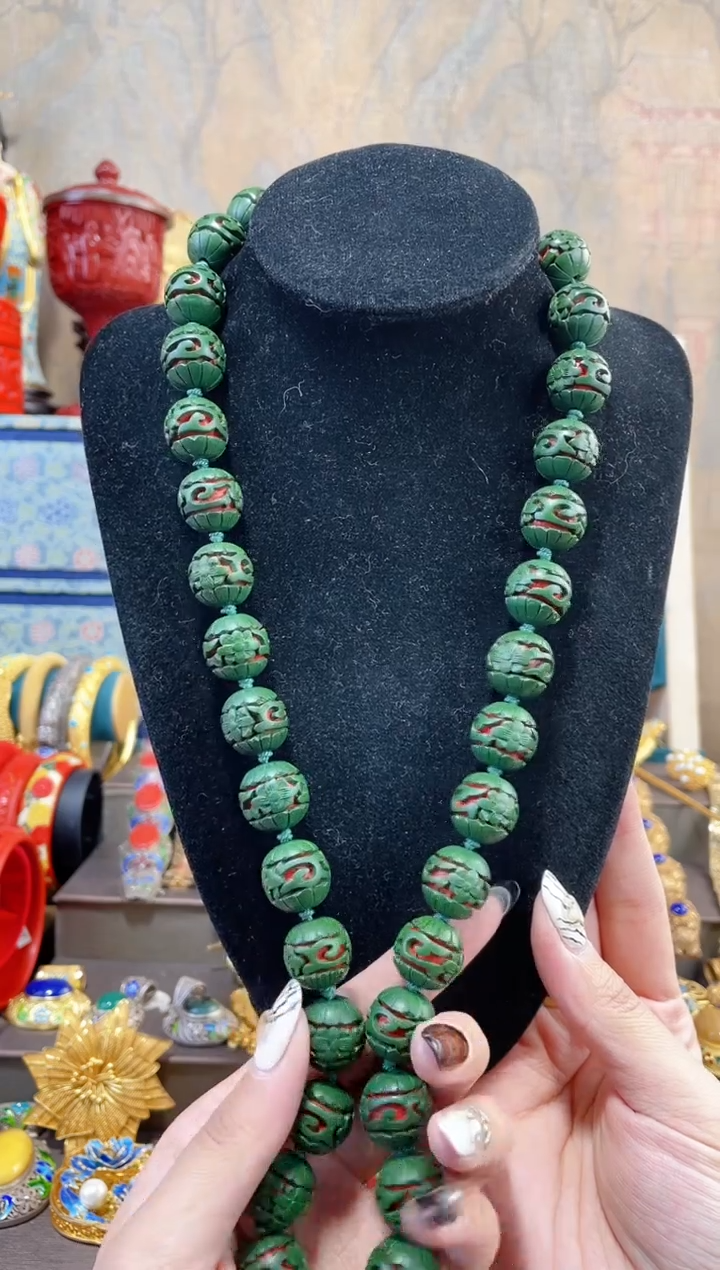 【闪购商品】非遗雕漆精品绿色珠链