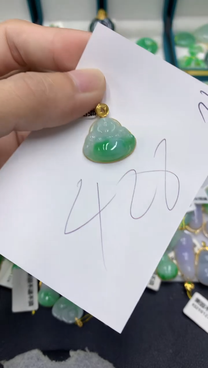 【闪购商品】翡翠颈饰18K金镶嵌翡翠