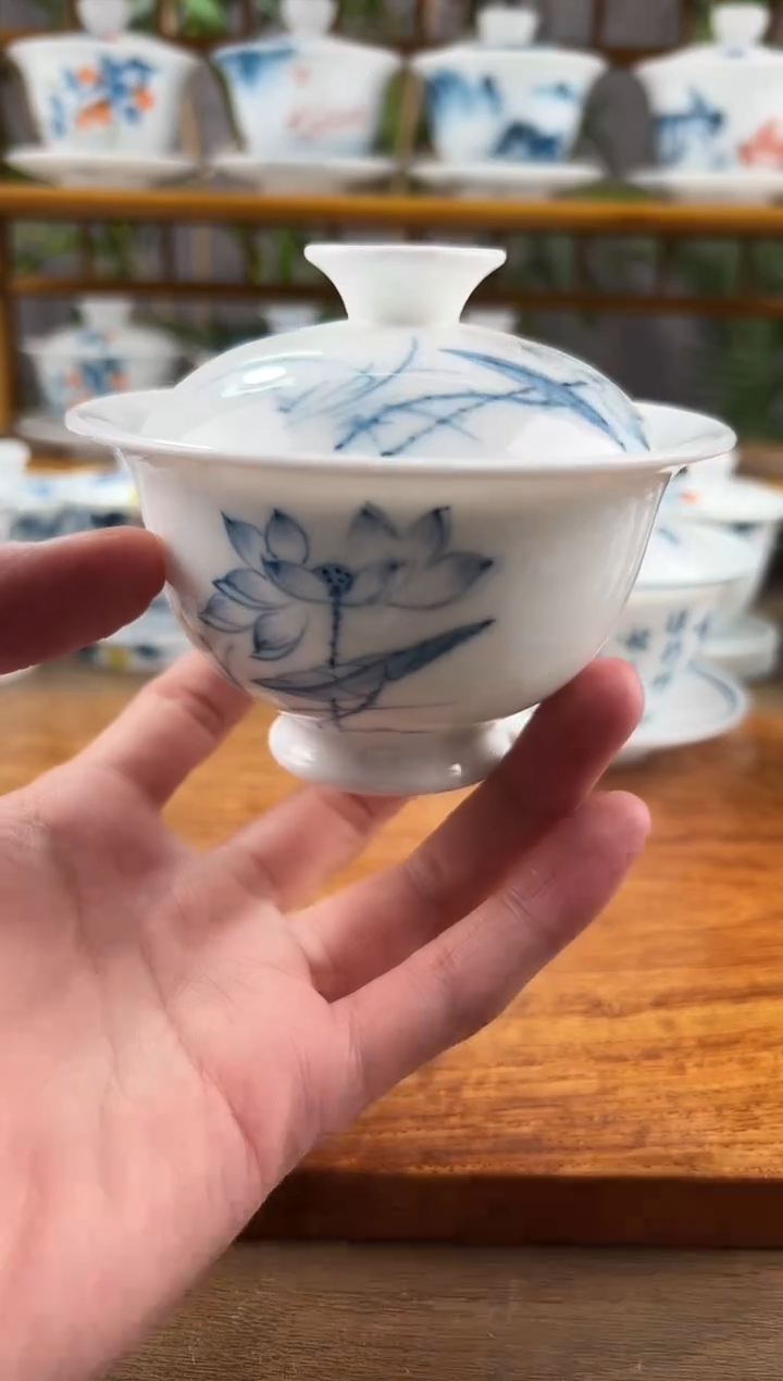 【闪购商品】微瑕素莲二才元宝盖碗