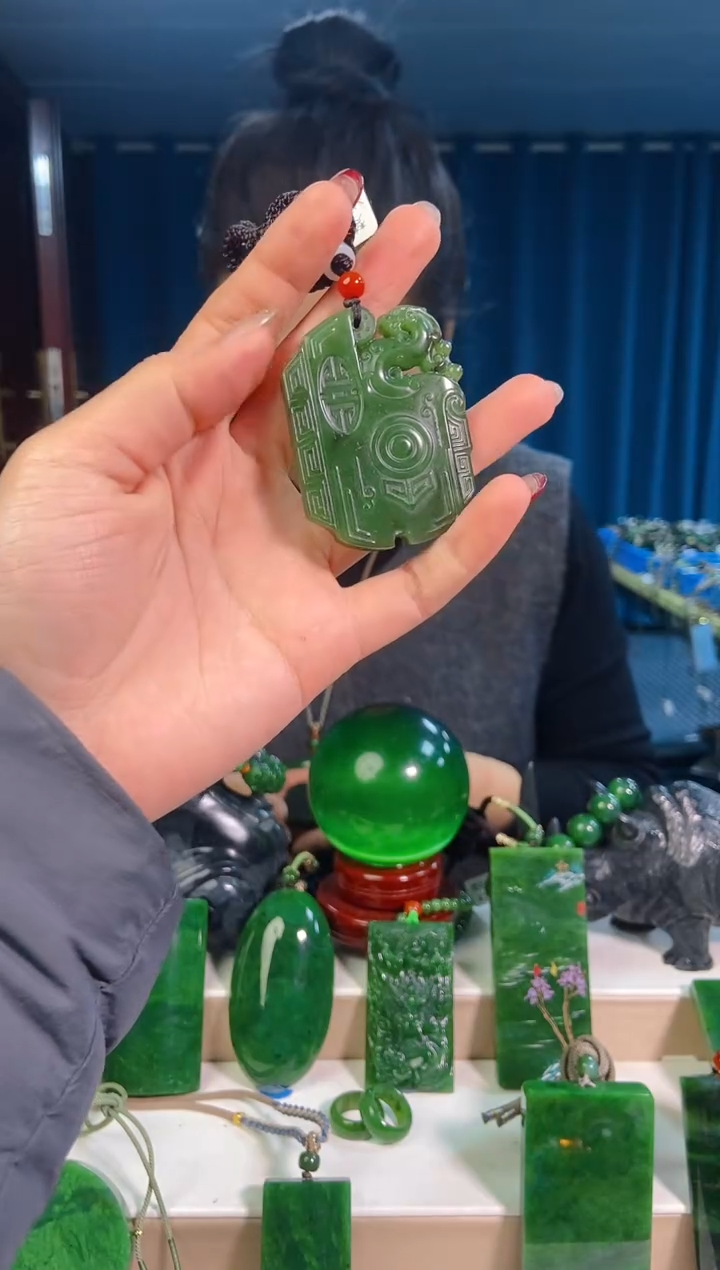 【闪购商品】和田玉挂件未镶嵌1