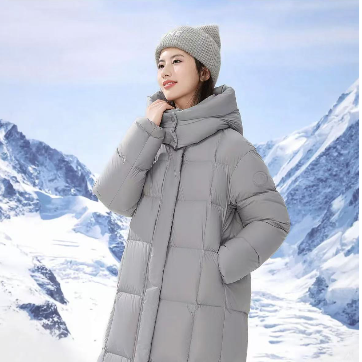 【8251】2024新款女秋冬保暖百搭连帽时尚运动休闲加厚中长款羽绒服