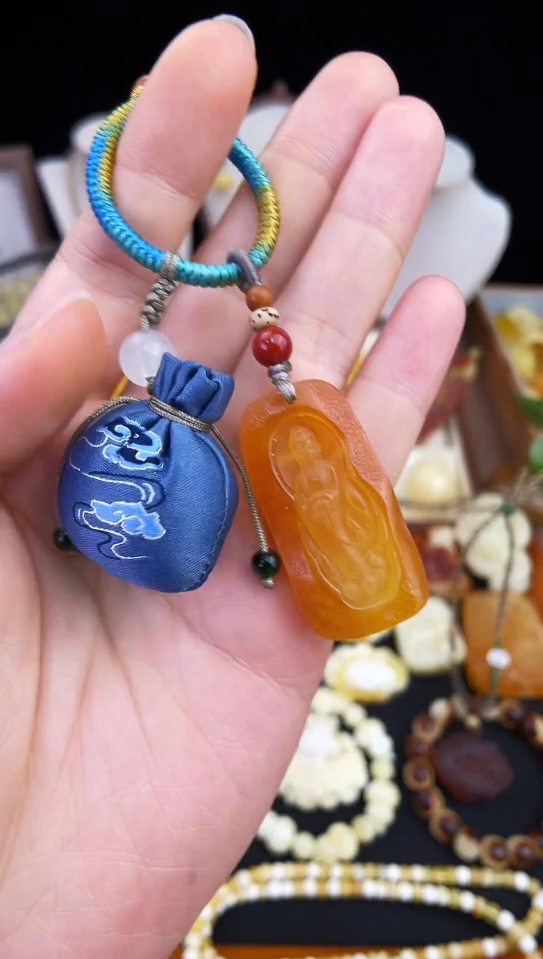 琥珀未镶嵌珠宝奇石柒月