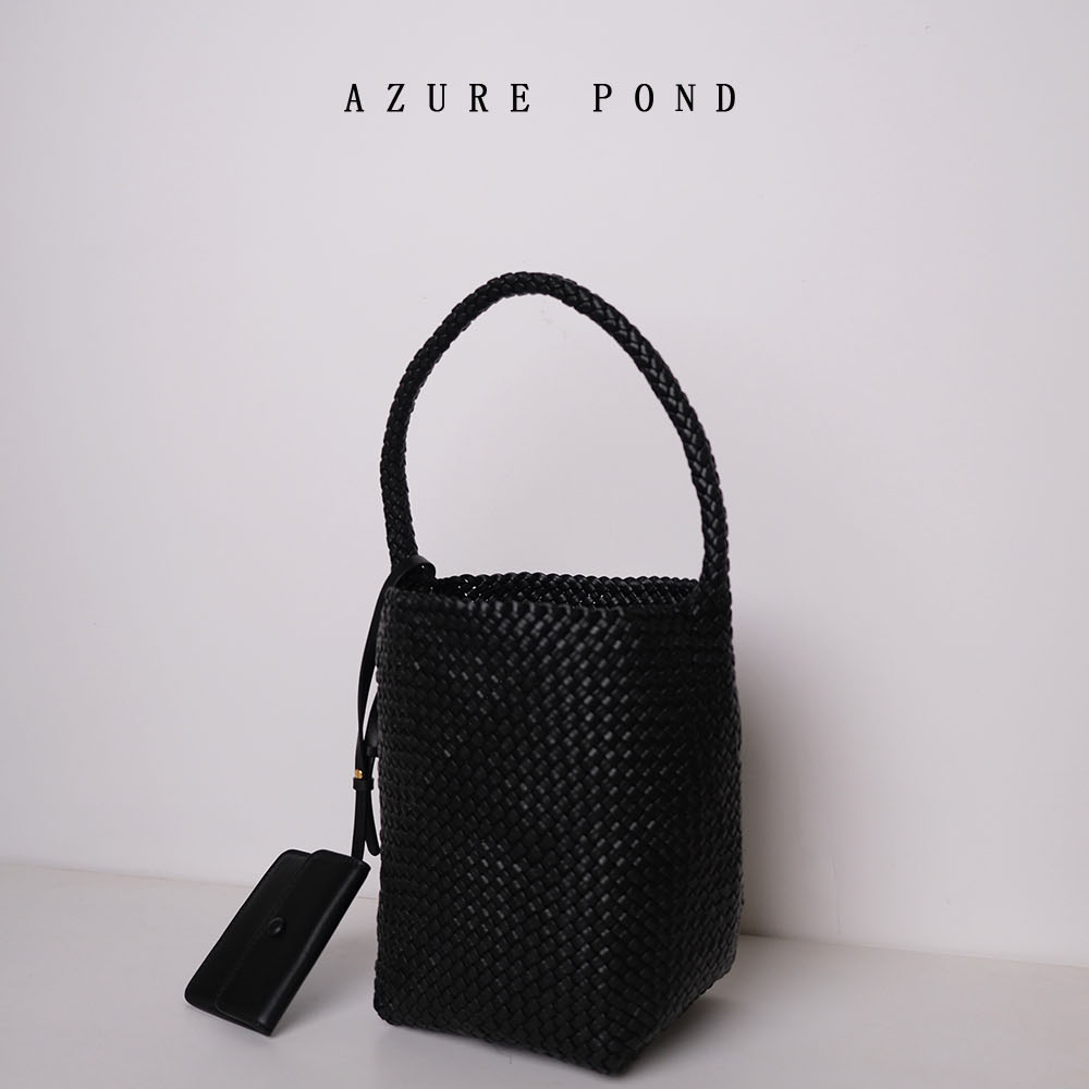 TR高级感简约水桶包手工编织鬼头标进口原厂羊皮单肩腋下手拎包