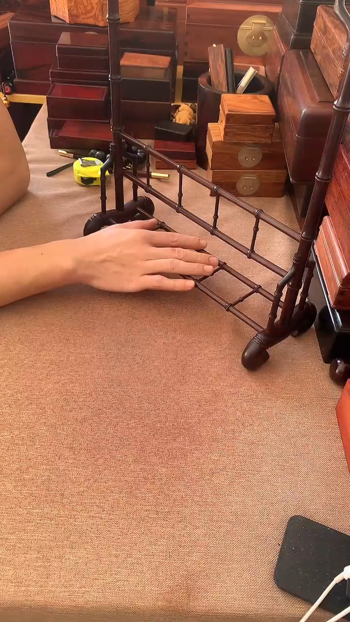 【闪购商品】贡木小叶紫檀文玩架