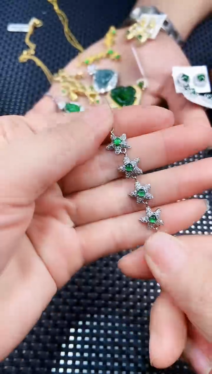 【闪购商品】翡翠手链未镶嵌111111111