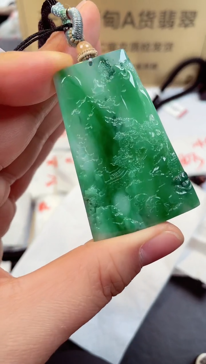 【闪购商品】翡翠颈饰未镶嵌天然缅甸翡翠A货