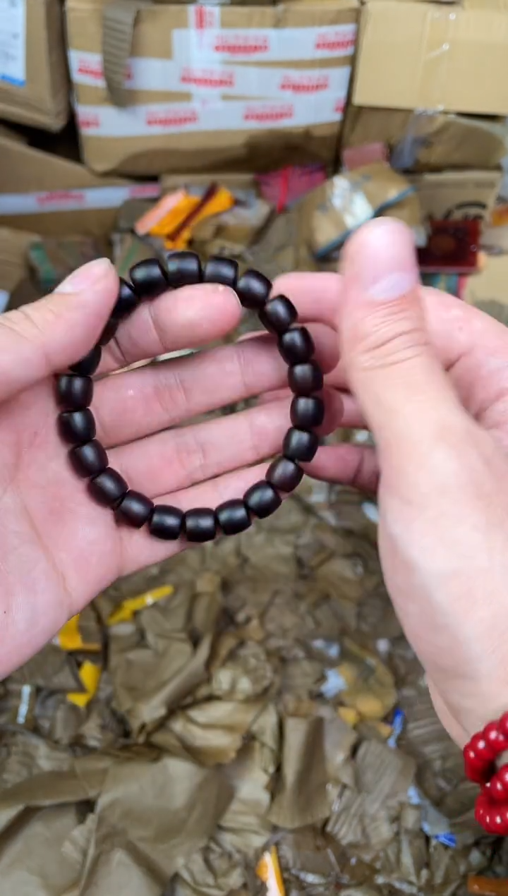 木质非金属捧月文创福利闪购商品