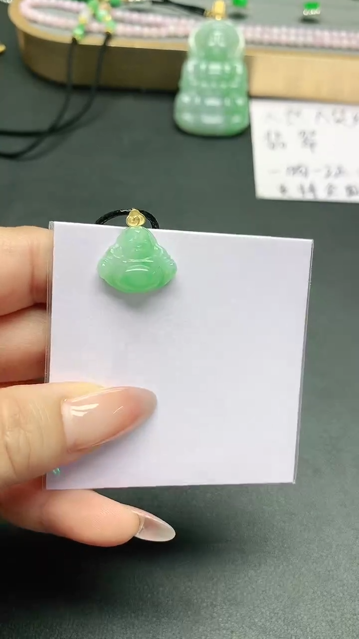 【闪购商品】翡翠18K金镶嵌颈饰礼盒 证书