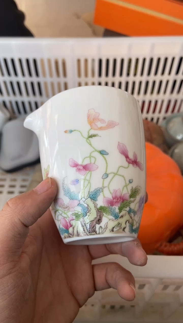 杯无运费险有瑕疵的摄影的产品有使用过的痕迹有点脏介意勿拍