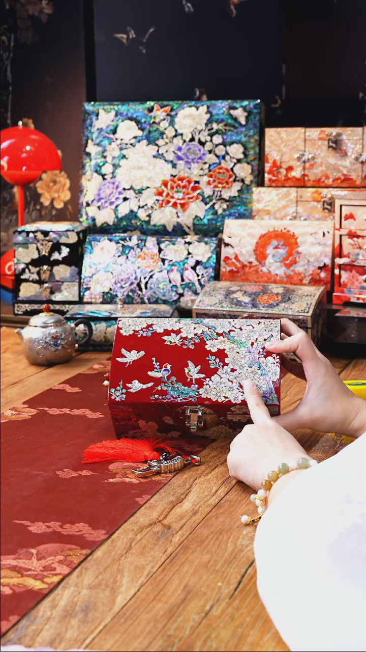 【闪购商品】瓷片豆包家推荐螺钿首饰盒