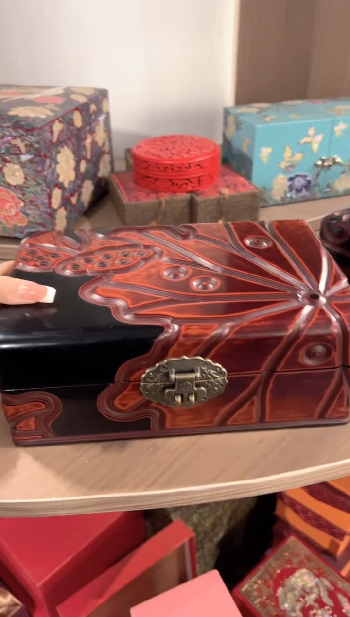 【闪购商品】弘贝雅螺钿漆器文化馆 