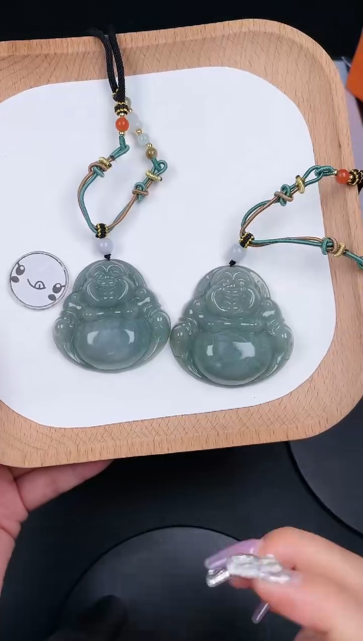翡翠未镶嵌颈饰5C083油冰绿大佛+送同款绳子（多样性发其一）