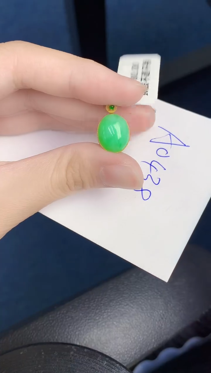 【闪购商品】翡翠颈饰18K金镶嵌000000000