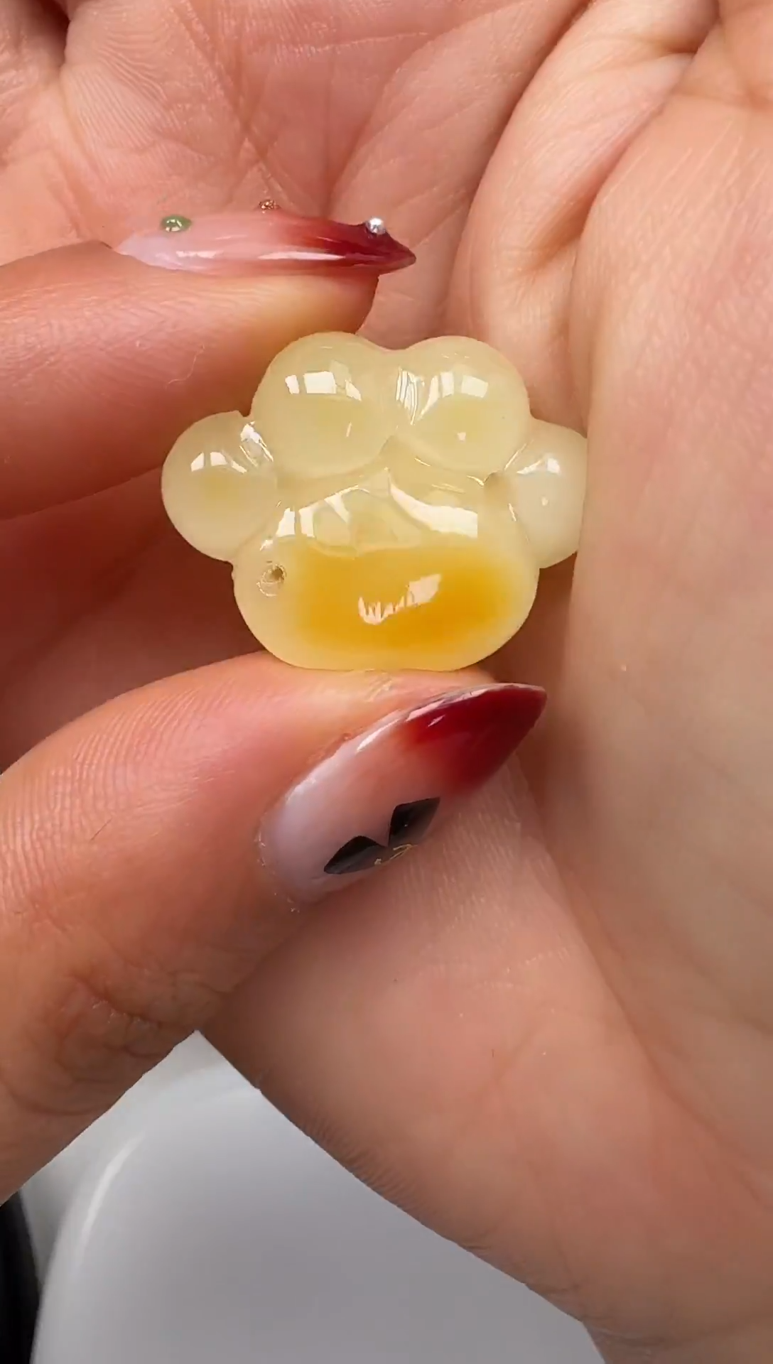 裸石琥珀未镶嵌如图