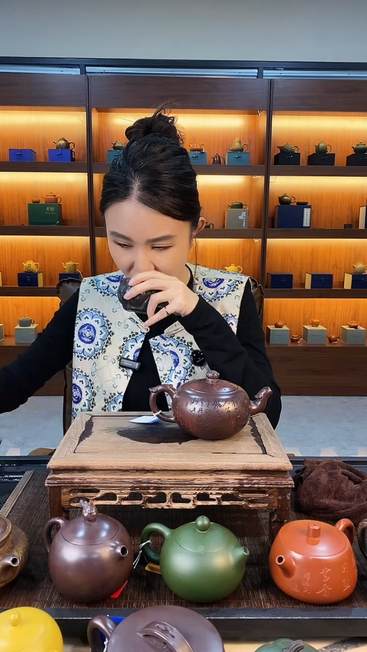 茶壶紫砂观山孔雀一粒珠 1986家藏紫茄泥 马千里（匠心堂主理人）