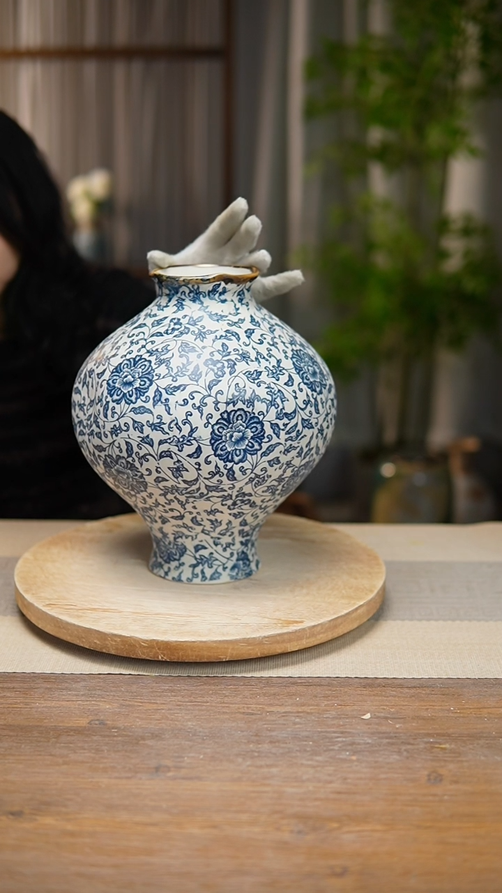 【闪购商品】陶瓷  花器青花瓷缠枝莲灯笼