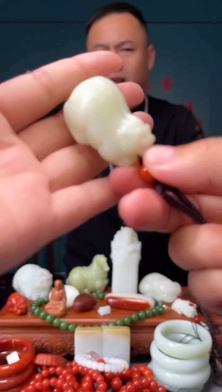 【闪购商品】和田玉颈饰未镶嵌吊坠