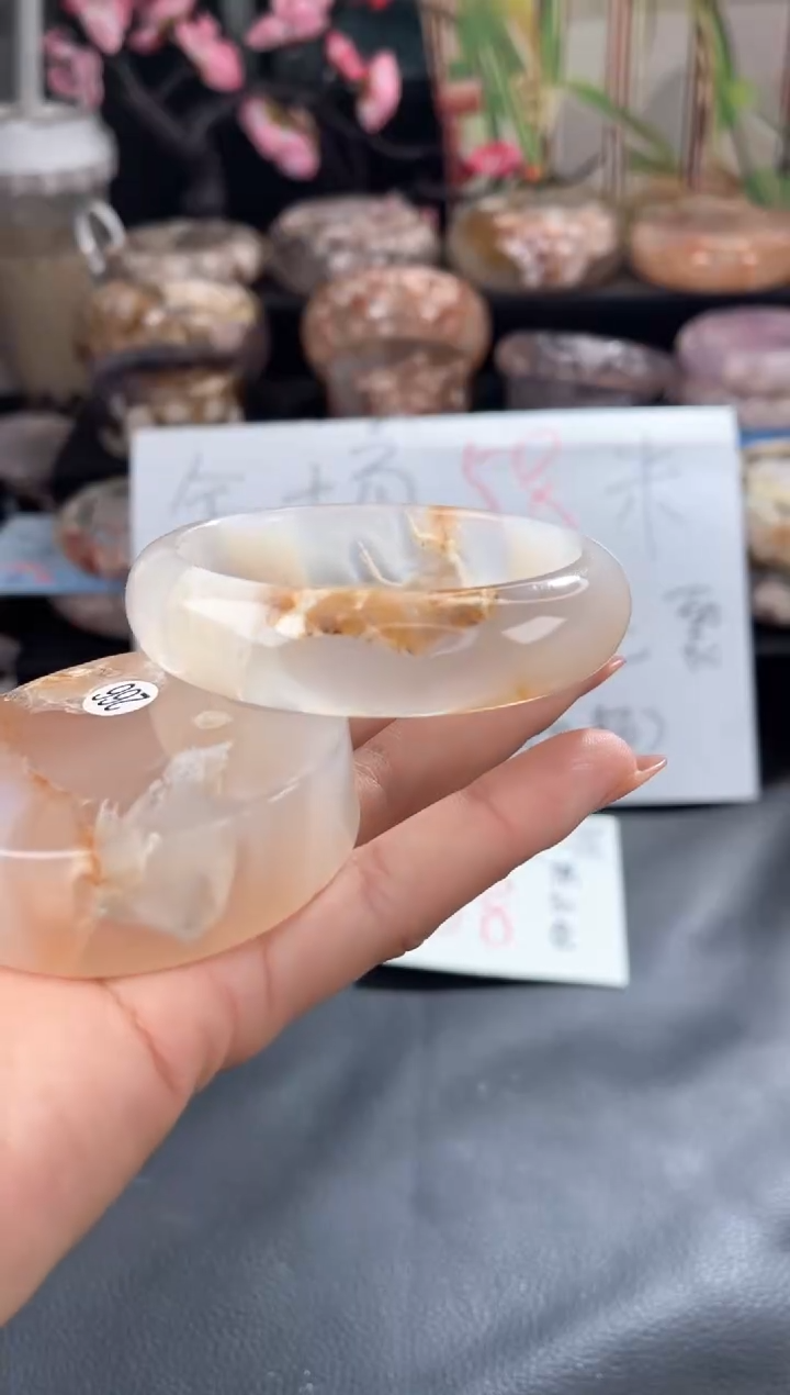 【闪购商品】玛瑙/玉髓手镯未镶嵌56