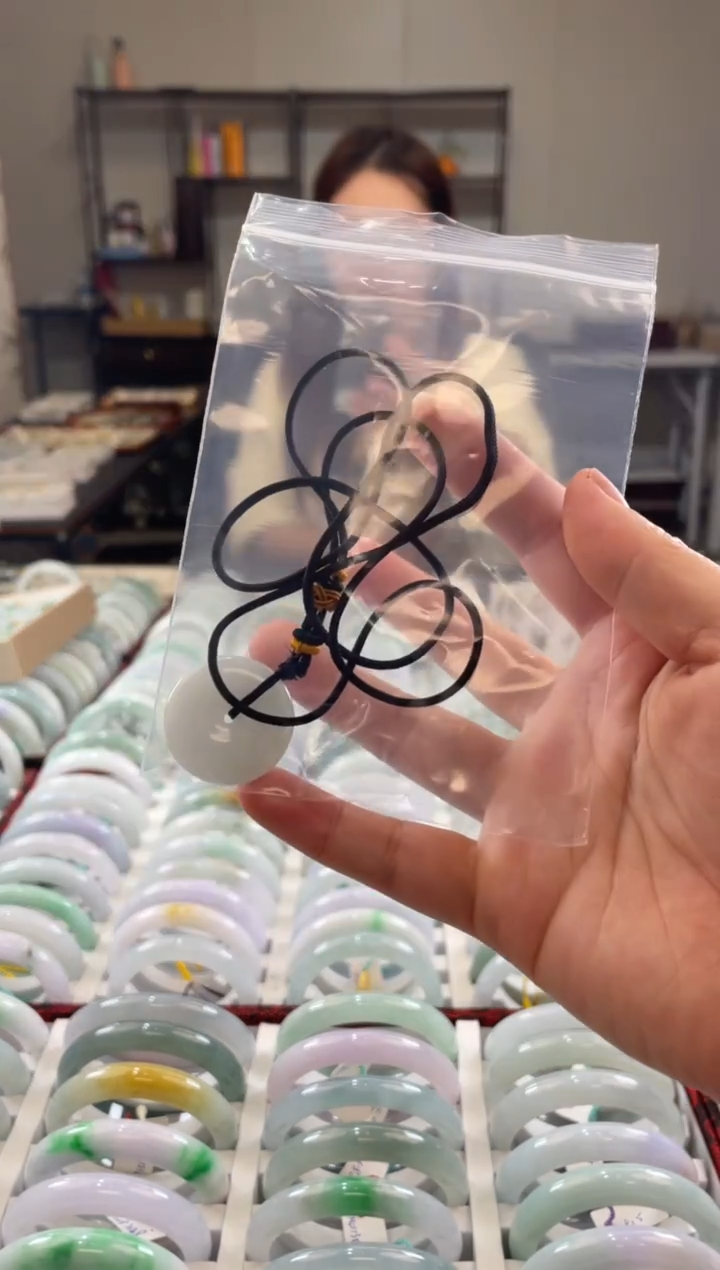 颈饰未镶嵌翡翠多样性发一