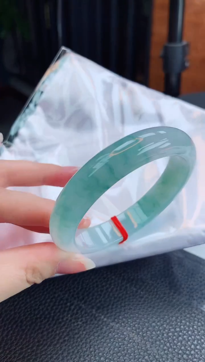 【闪购商品】翡翠手镯未镶嵌缅甸天然翡翠A货手镯