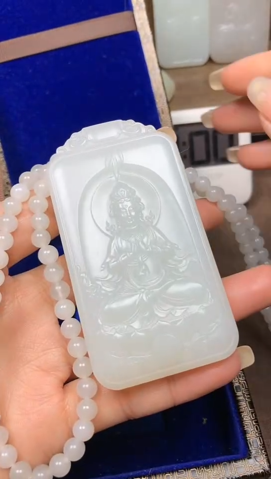 【闪购商品】和田玉颈饰未镶嵌逝水