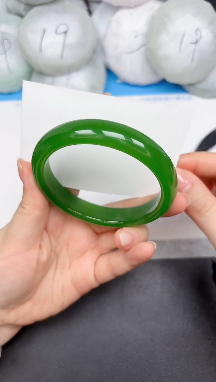 未镶嵌手镯石英质玉A116/64.6