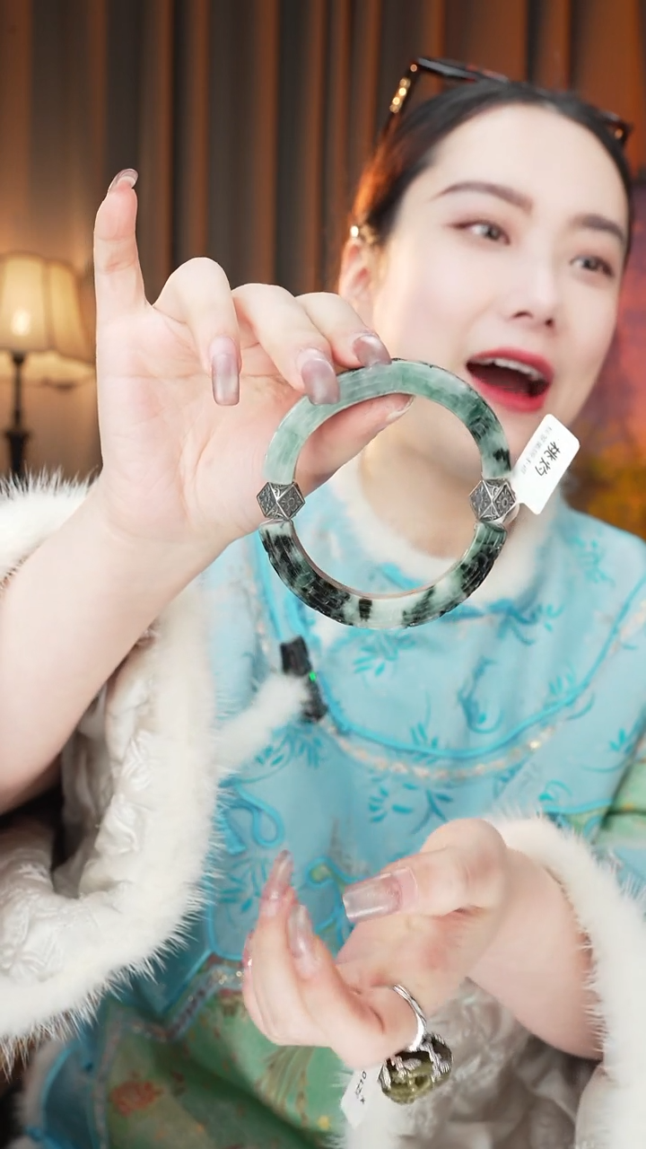 【闪购商品】翡翠手链未镶嵌翡翠