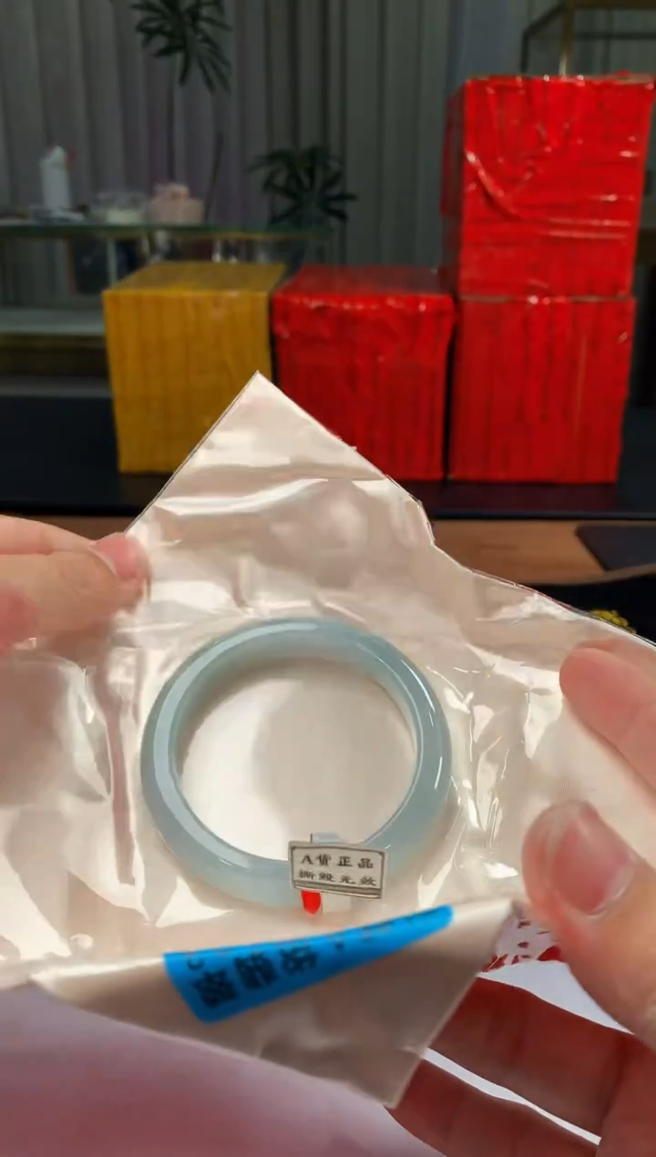 未镶嵌定制翡翠5087毛货不退不换  56-57圈