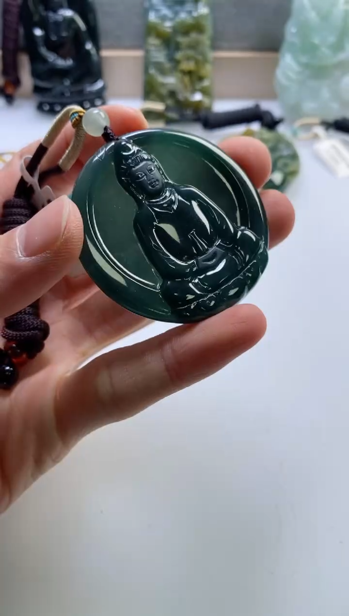 【闪购商品】翡翠挂件未镶嵌            