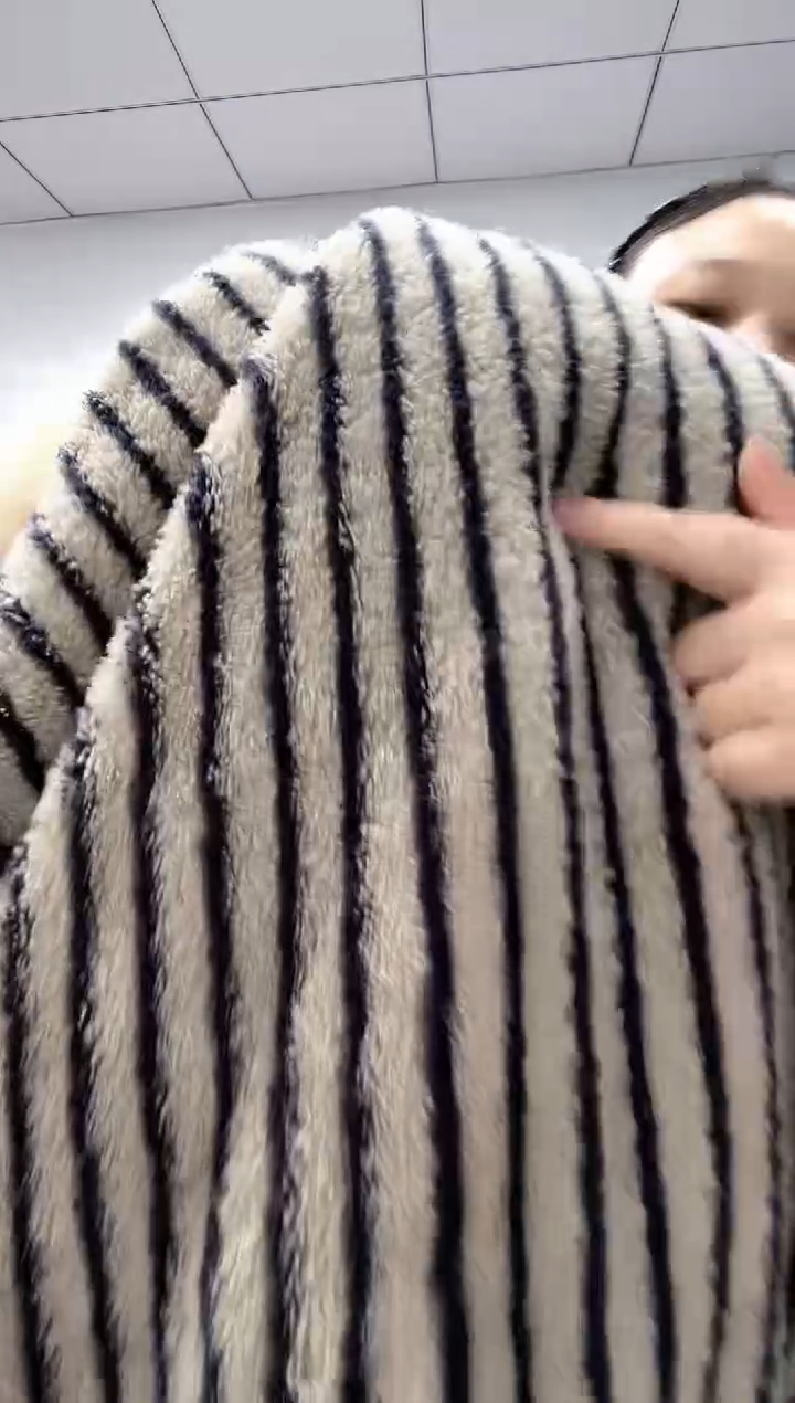 法兰绒2x1.8左右已主播介绍为准