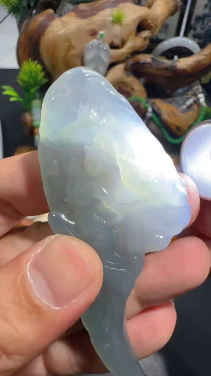 【闪购商品】翡翠吊坠(不含链)未镶嵌吊坠