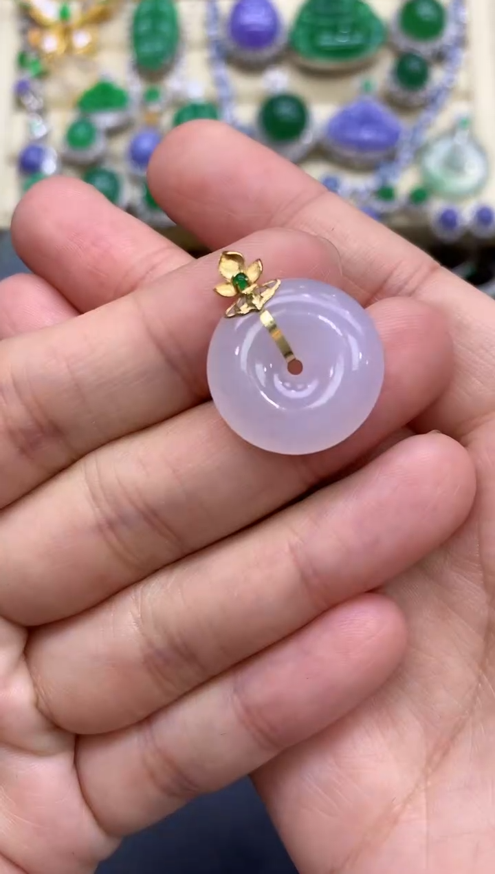 颈饰18K金镶嵌翡翠34-中国好珍宝