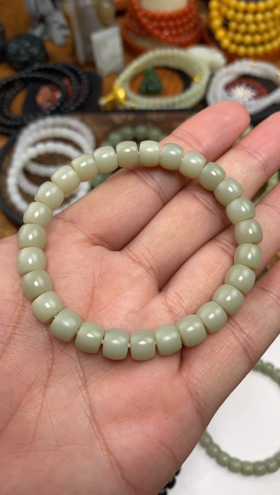 颈饰未镶嵌和田玉手串