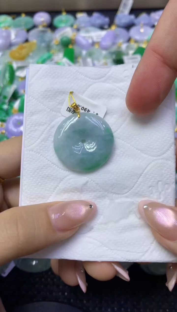 颈饰未镶嵌翡翠天然缅甸翡翠A货